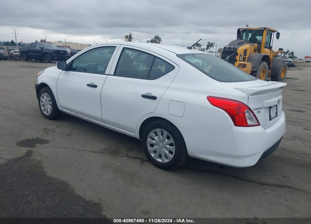 2019 NISSAN VERSA 1.6 S+ VIN: 3N1CN7AP0KL851064