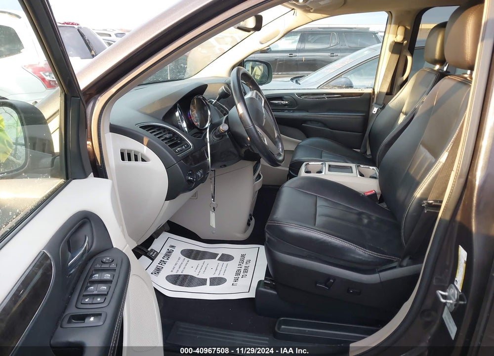 2015 CHRYSLER TOWN & COUNTRY TOURING VIN: 2C4RC1BG4FR583301