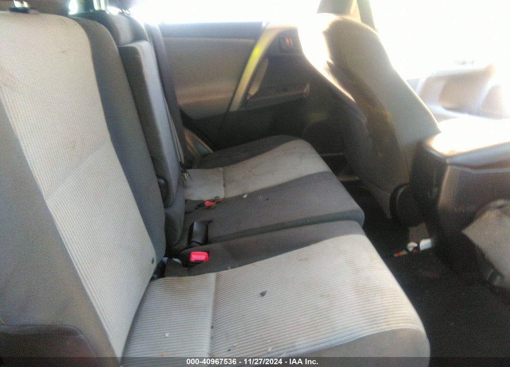 2014 TOYOTA RAV4 VIN: JTMZFREV5EJ021717