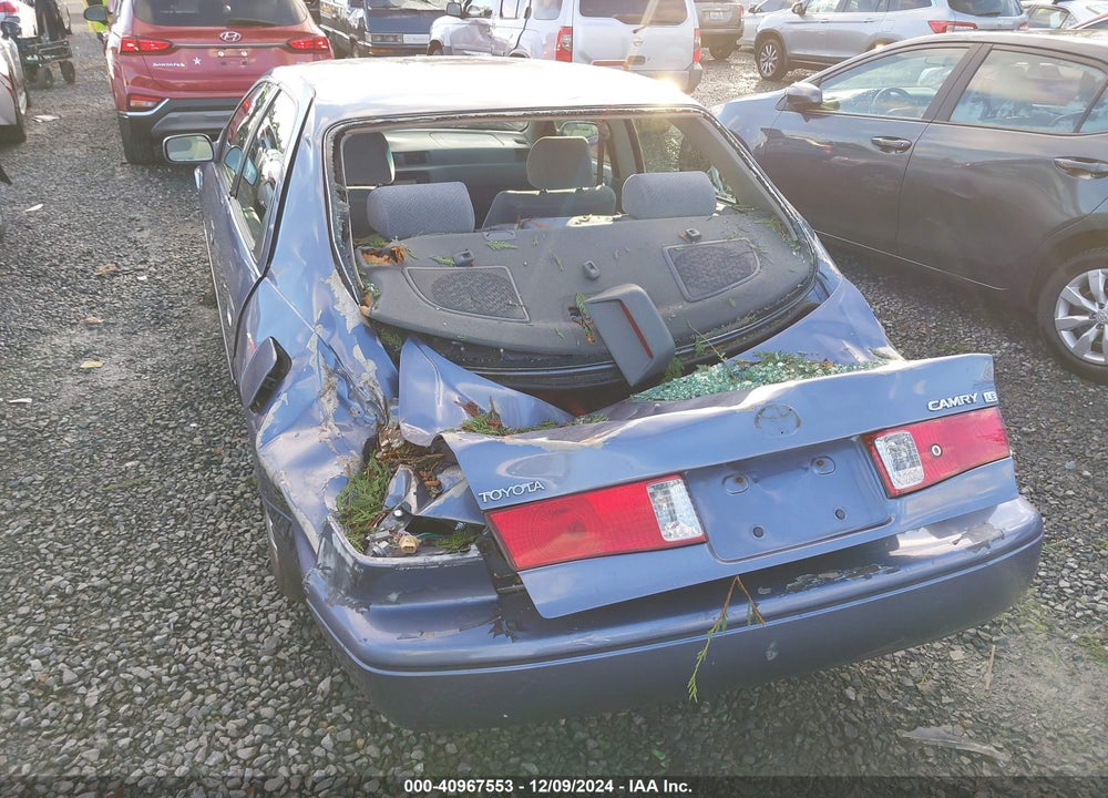 2000 TOYOTA CAMRY LE VIN: 4T1BG22KXYU621261