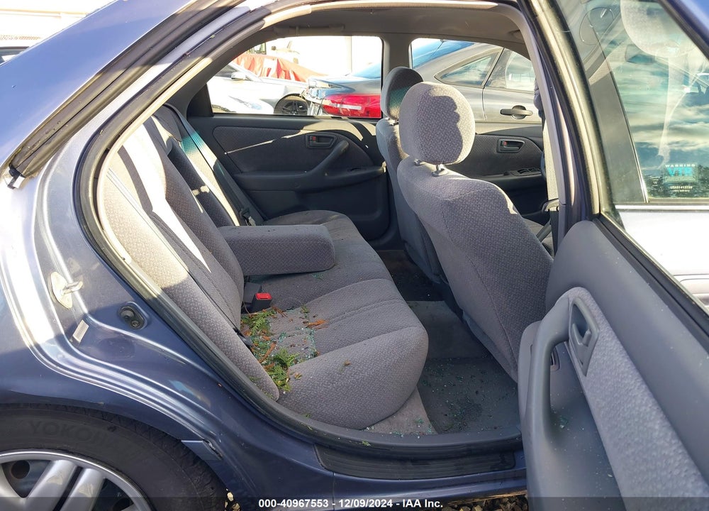 2000 TOYOTA CAMRY LE VIN: 4T1BG22KXYU621261