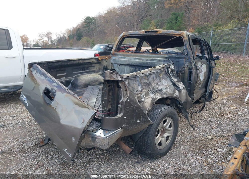 2008 TOYOTA TUNDRA BASE 4.7L V8 VIN: 5TFDT54108X011592