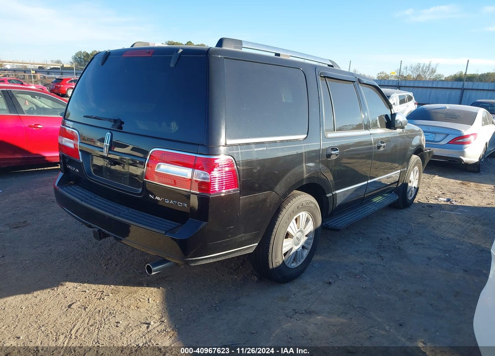 2008 LINCOLN NAVIGATOR VIN: 5LMFU285X8LJ00989
