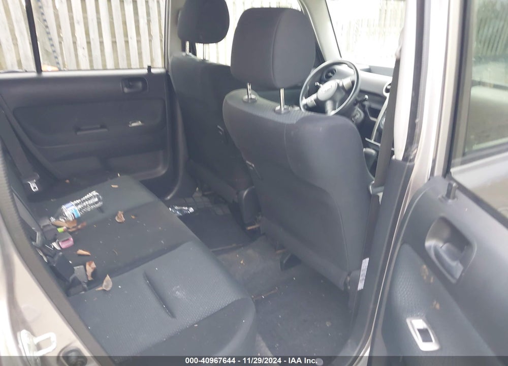 2006 SCION XB VIN: JTLKT324764071901