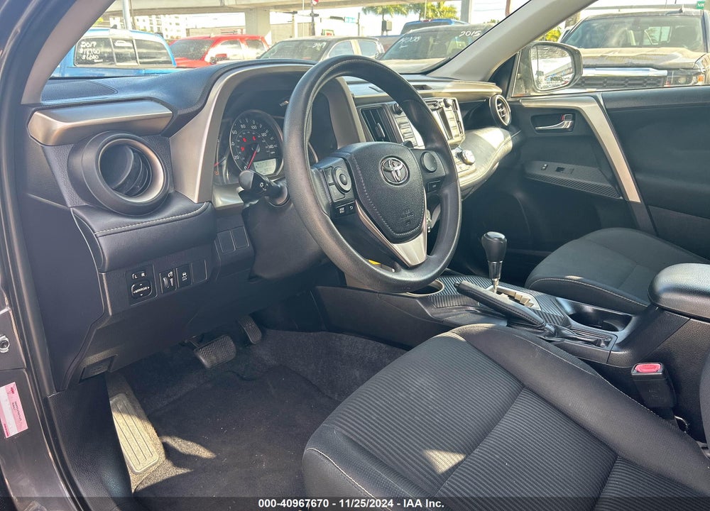 2015 TOYOTA RAV4 XLE VIN: 2T3WFREV0FW169389