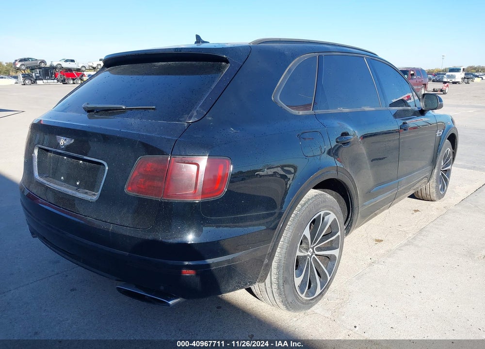 2017 BENTLEY BENTAYGA W12/W12 FIRST EDITION VIN: SJAAC2ZV0HC013798
