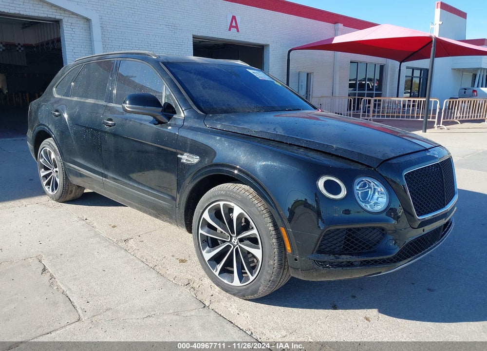 2017 BENTLEY BENTAYGA W12/W12 FIRST EDITION VIN: SJAAC2ZV0HC013798