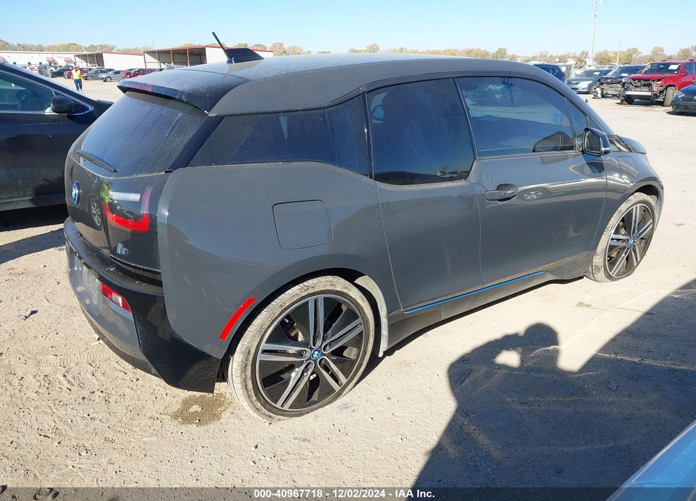 2015 BMW I3 BASE W/RANGE EXTENDER VIN: WBY1Z4C59FV503397