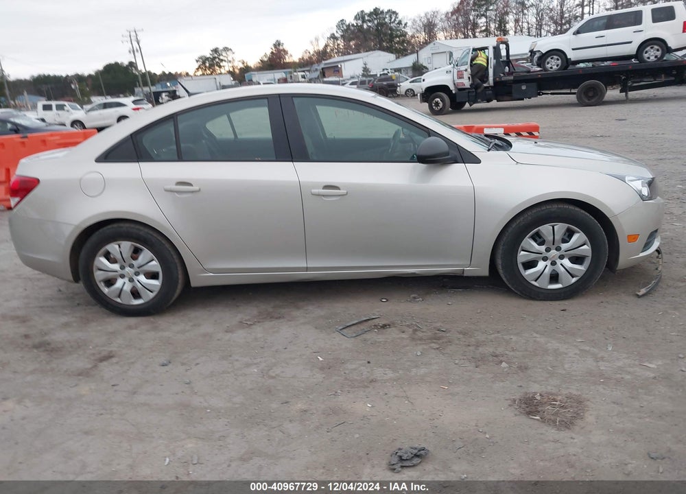 2014 CHEVROLET CRUZE LS AUTO VIN: 1G1PA5SH3E7334557