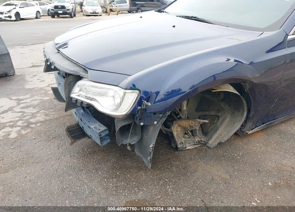 2015 CHRYSLER 300 LIMITED VIN: 2C3CCAAG3FH785807