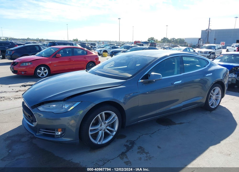 2013 TESLA MODEL S VIN: 5YJSA1CN4DFP06768