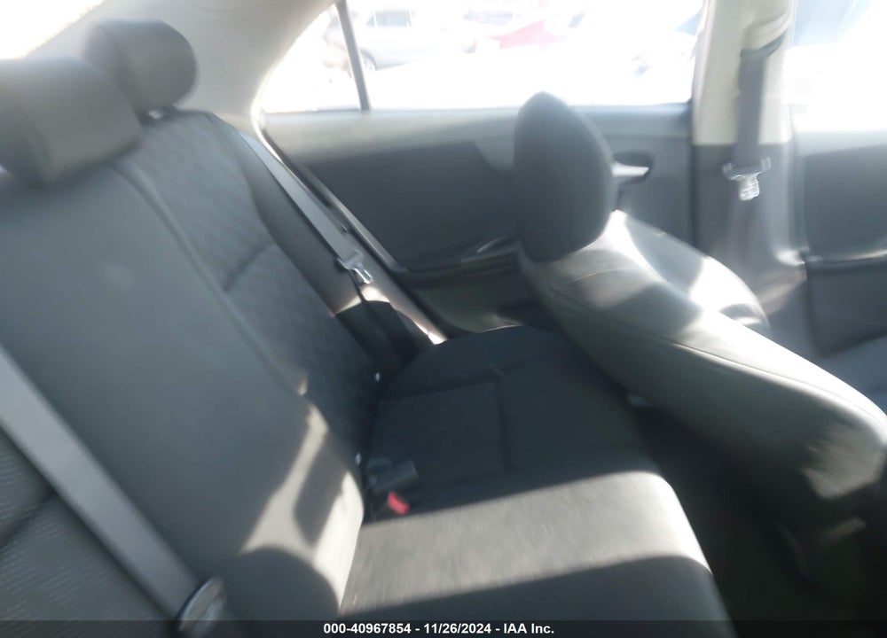 2009 TOYOTA COROLLA S VIN: 2T1BU40E89C046131