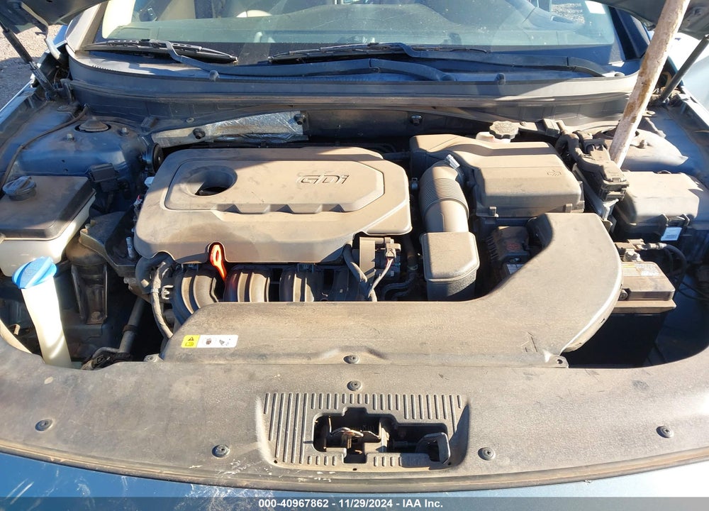 2015 HYUNDAI SONATA SE VIN: 5NPE24AF1FH193670