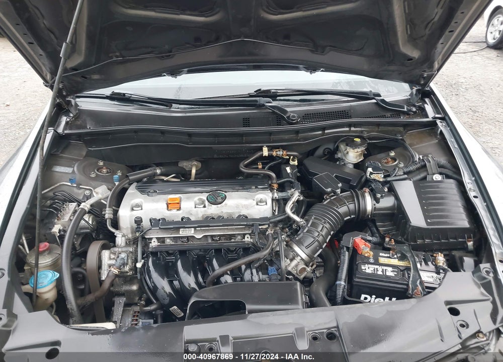2009 HONDA ACCORD 2.4 LX VIN: 1HGCP263X9A118491