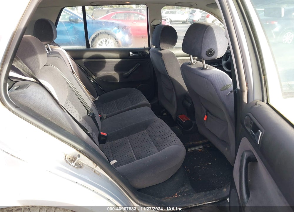 2000 VOLKSWAGEN GOLF GLS VIN: 9BWGC21J7Y4028932