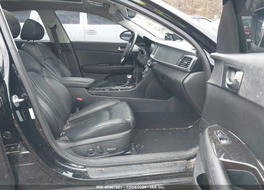 2016 KIA OPTIMA VIN: 5XXGU4L31GG041567