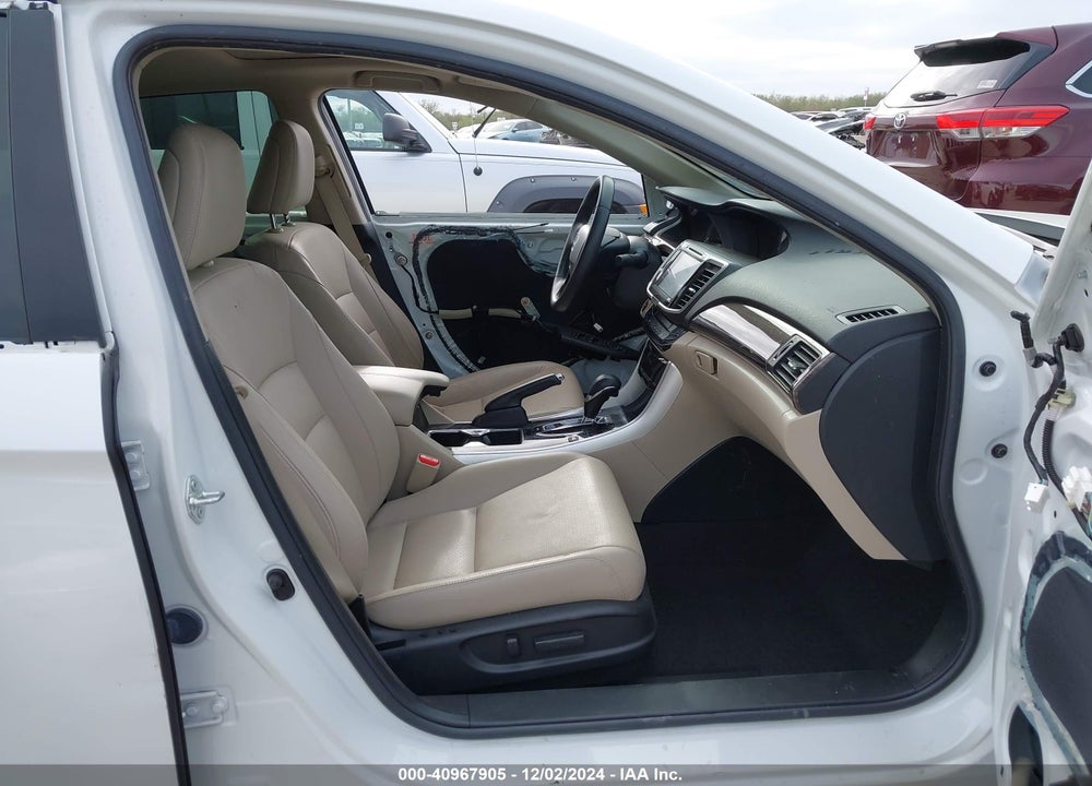 2017 HONDA ACCORD HYBRID EX-L VIN: JHMCR6F51HC028374