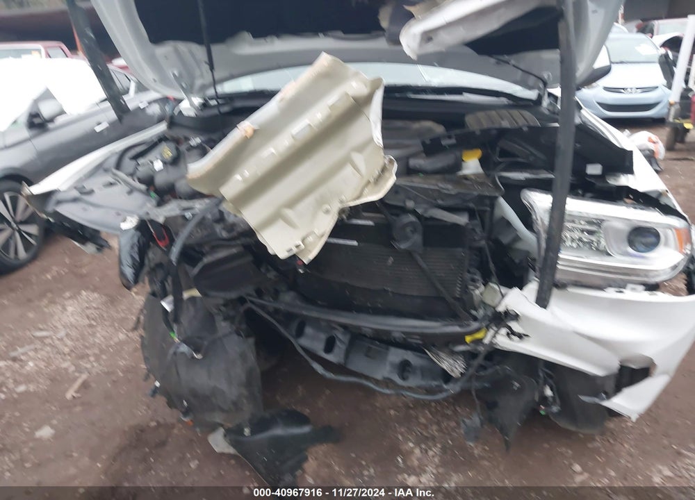 2018 DODGE DURANGO SXT RWD VIN: 1C4RDHAG6JC455800