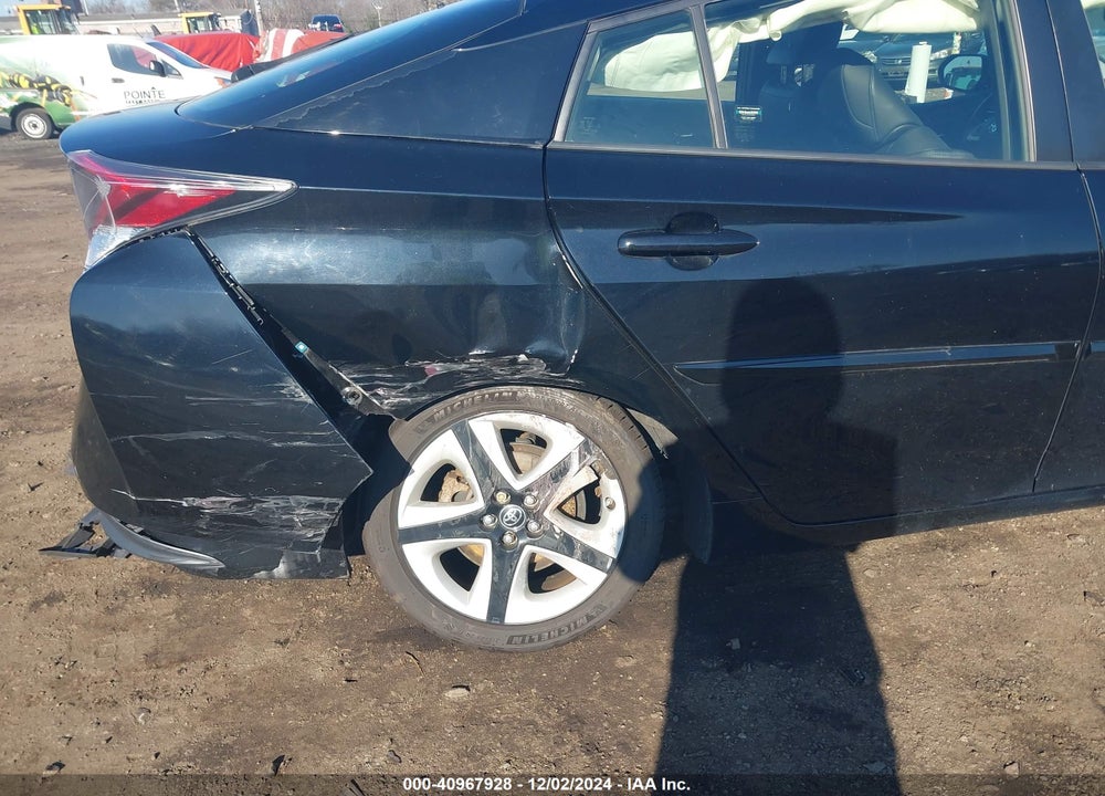 2016 TOYOTA PRIUS VIN: JTDKARFU7G3515302