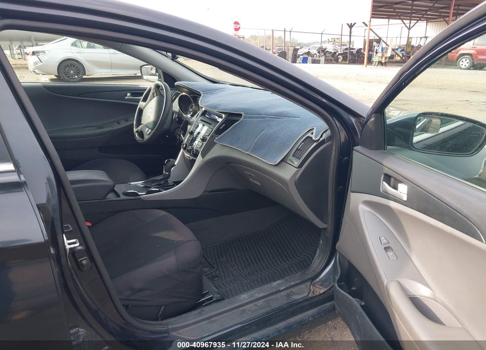 2012 HYUNDAI SONATA VIN: 5NPEB4AC0CH441702