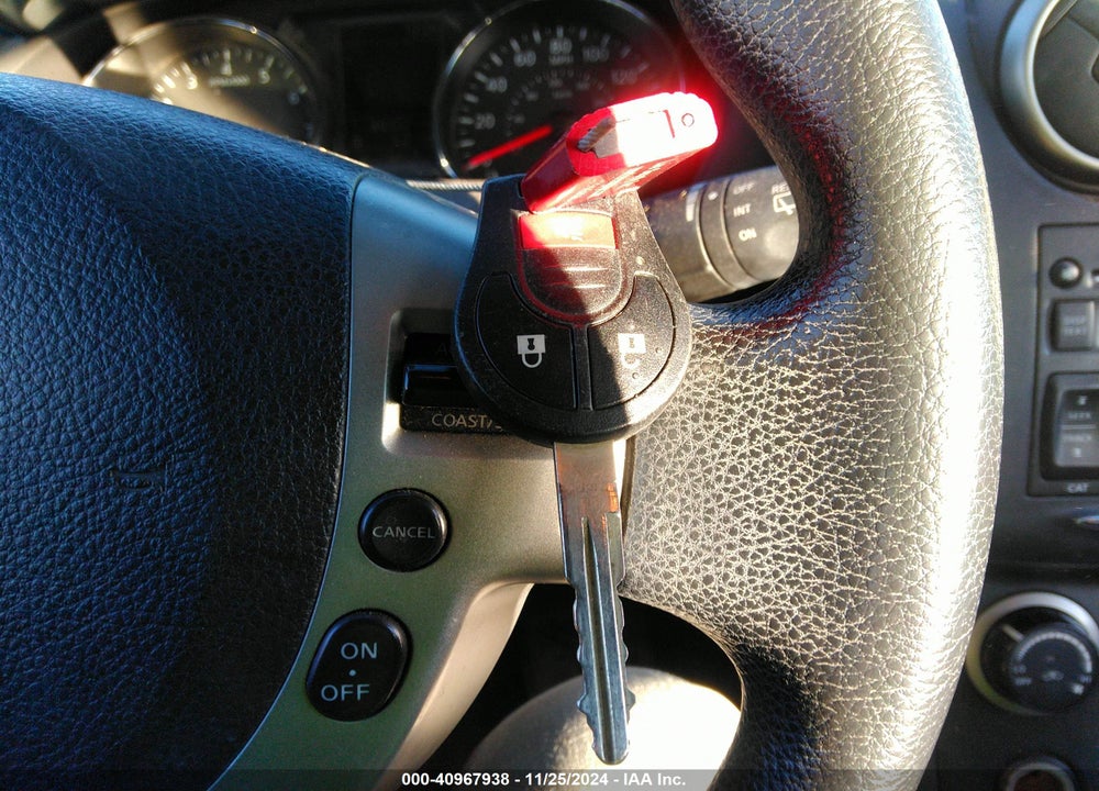 2013 NISSAN ROGUE S VIN: JN8AS5MV9DW662684