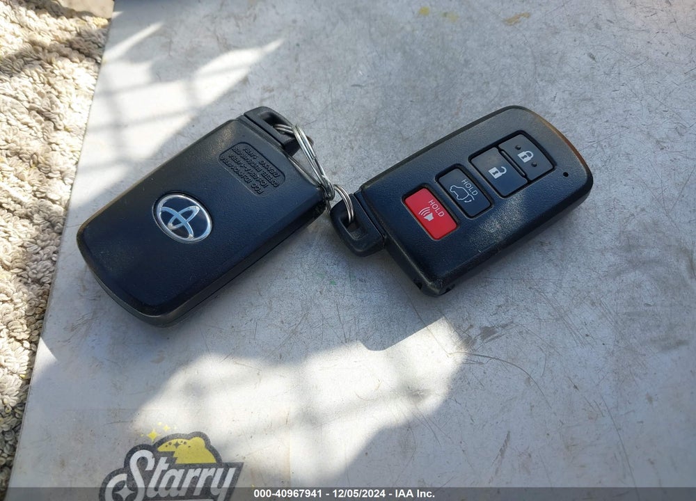 2019 TOYOTA HIGHLANDER HYBRID LIMITED VIN: 5TDDGRFH9KS073799