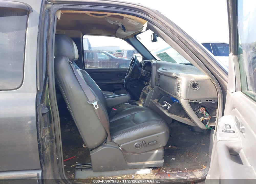 2004 CHEVROLET SILVERADO 1500 LT VIN: 2GCEK19T041203872