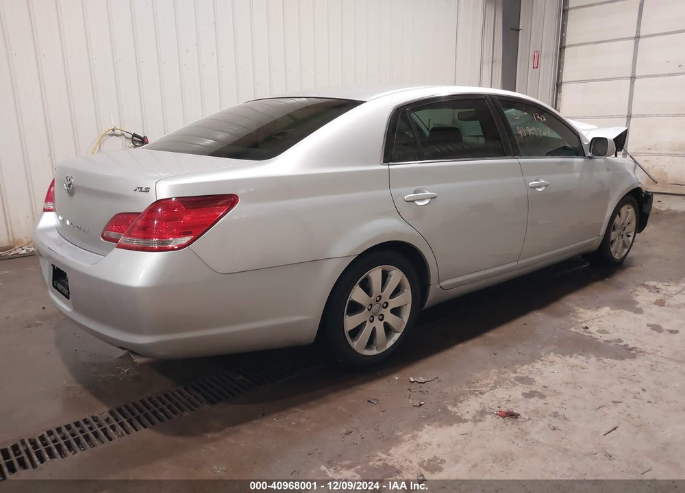 2005 TOYOTA AVALON XLS VIN: 4T1BK36B65U062253