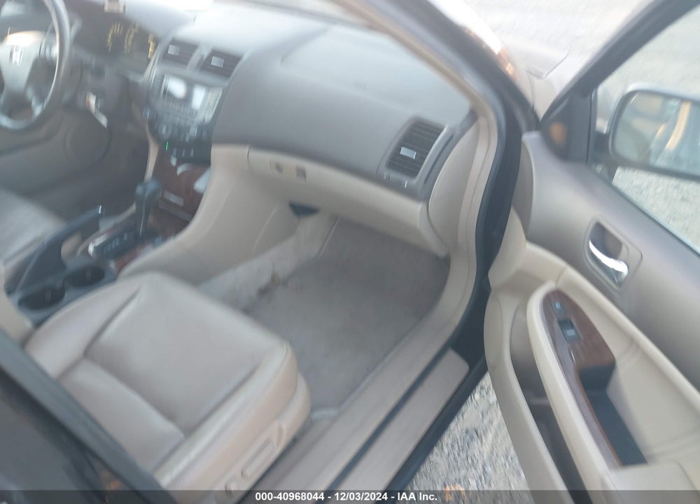 2006 HONDA ACCORD 3.0 EX VIN: 1HGCM66556A030512