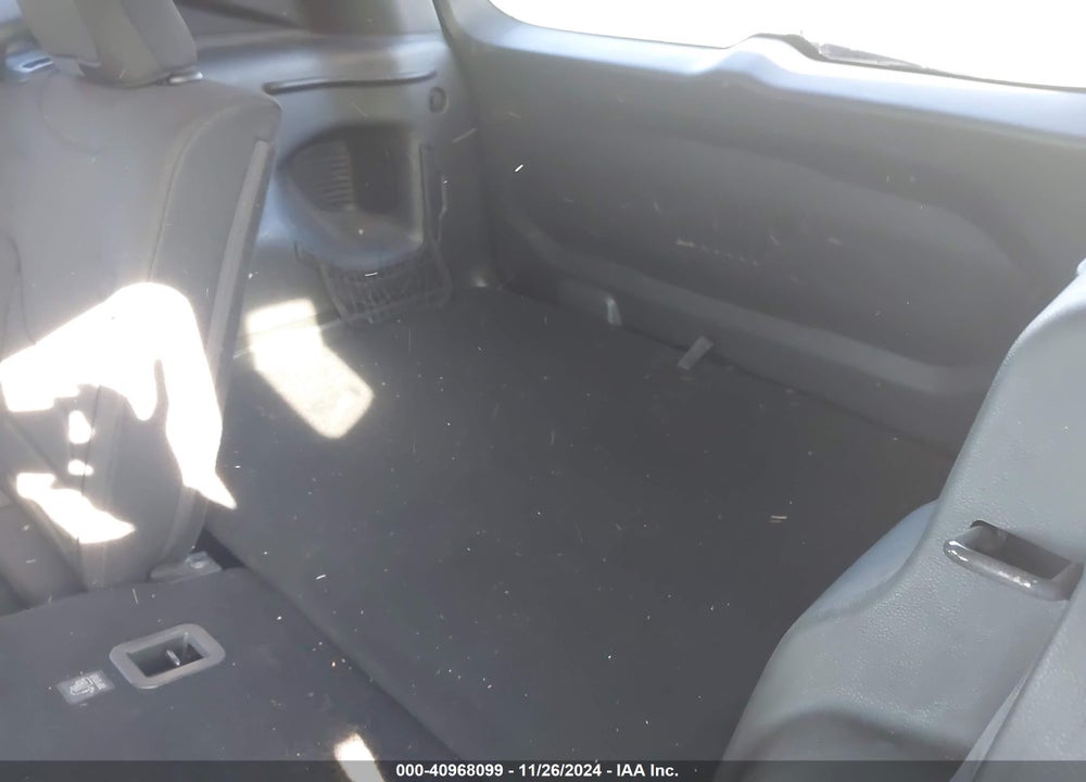 2018 JEEP RENEGADE LATITUDE FWD VIN: ZACCJABB5JPG83923