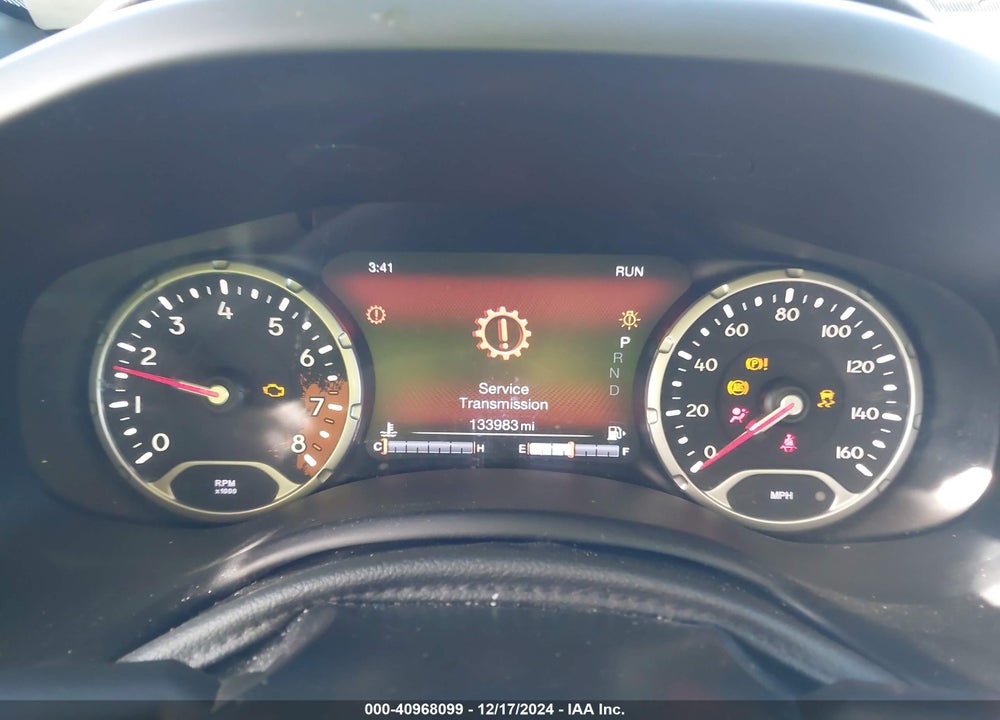 2018 JEEP RENEGADE LATITUDE FWD VIN: ZACCJABB5JPG83923
