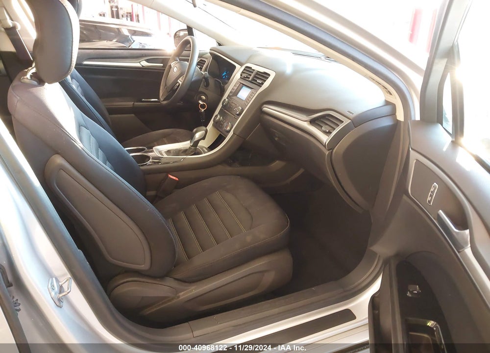 2014 FORD FUSION SE VIN: 1FA6P0H7XE5356169