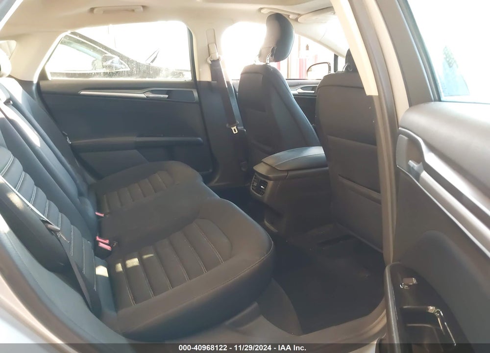 2014 FORD FUSION SE VIN: 1FA6P0H7XE5356169