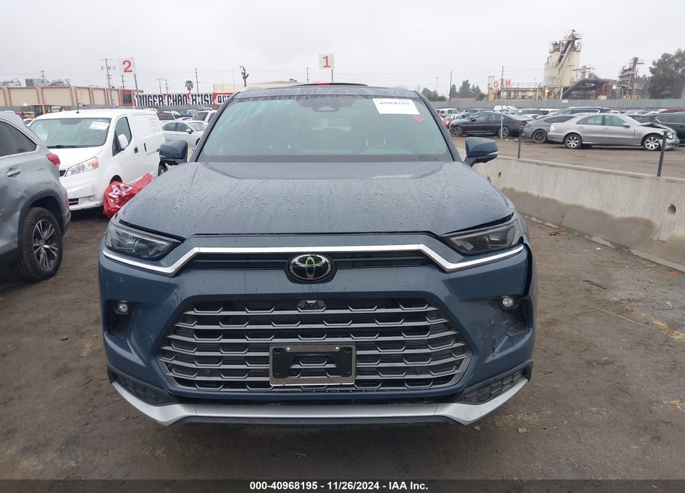 2024 TOYOTA GRAND HIGHLANDER HYBRID PLATINUM MAX VIN: 5TDADAB51RS008142