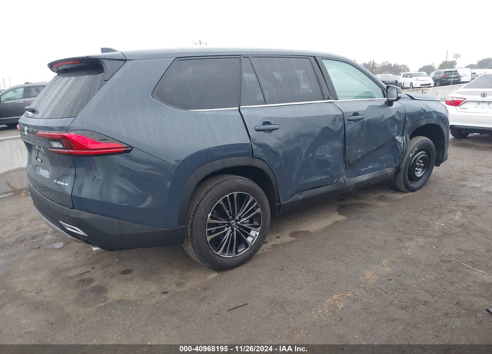 2024 TOYOTA GRAND HIGHLANDER HYBRID PLATINUM MAX VIN: 5TDADAB51RS008142
