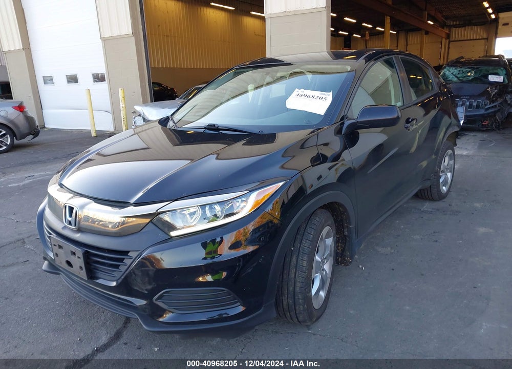 2019 HONDA HR-V LX VIN: 3CZRU6H38KM701005