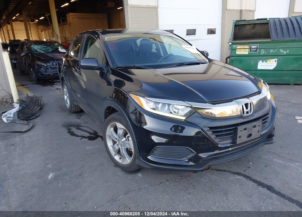 2019 HONDA HR-V LX VIN: 3CZRU6H38KM701005