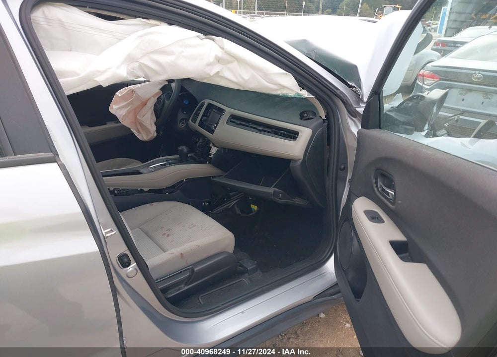 2019 HONDA HR-V LX VIN: 3CZRU5H33KG715838