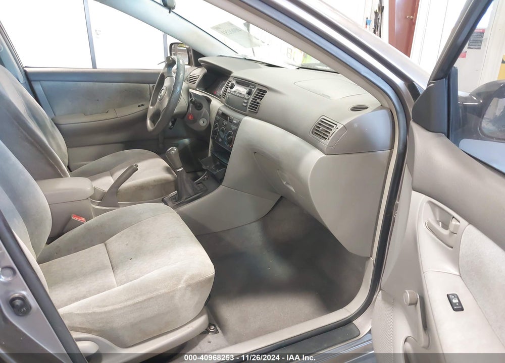 2003 TOYOTA COROLLA CE VIN: 1NXBR32EX3Z010150