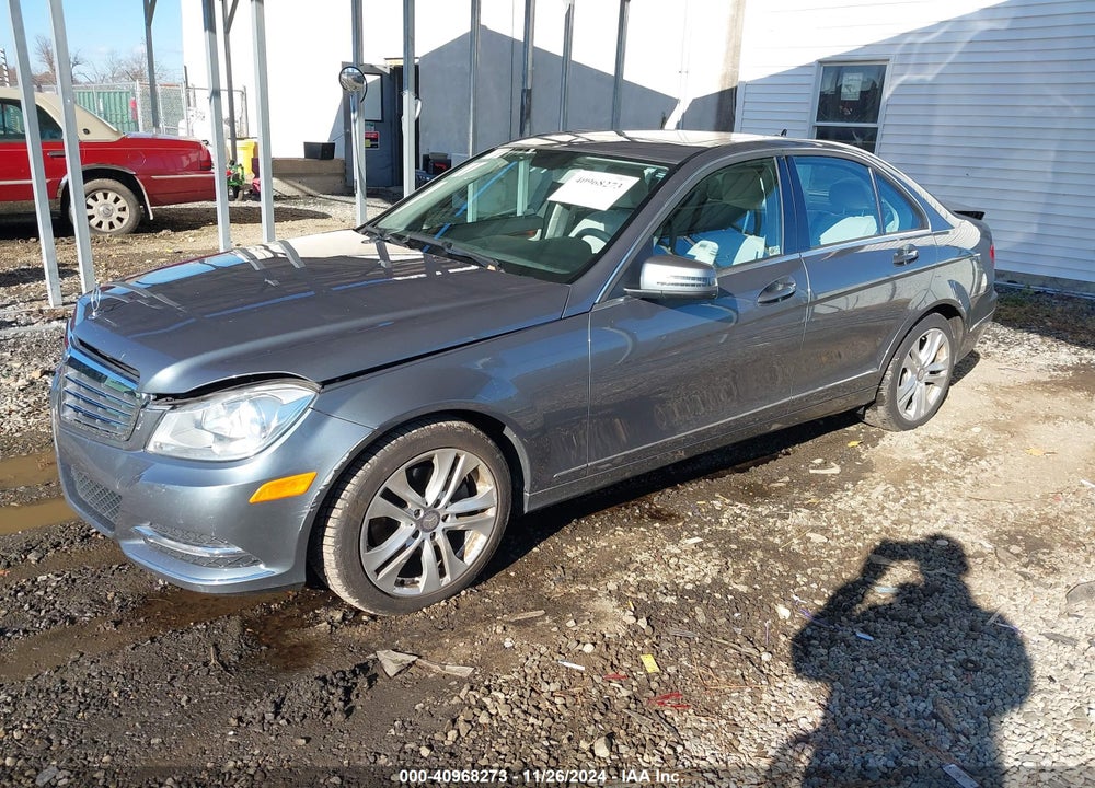 2012 MERCEDES-BENZ C 300 VIN: WDDGF8BBXCR212081