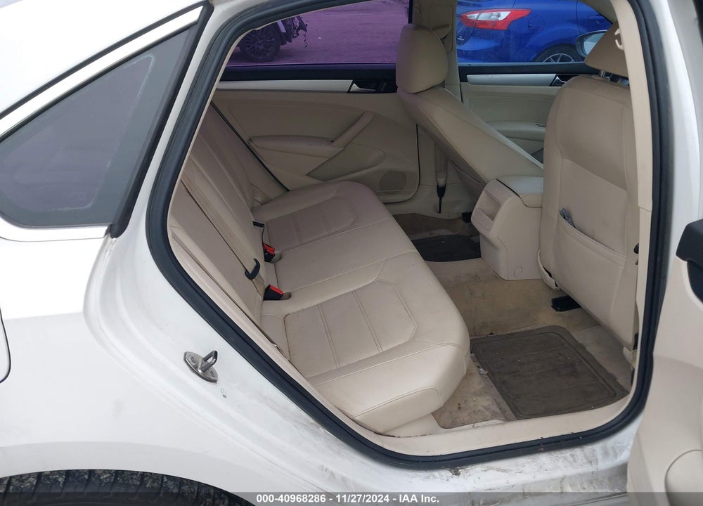 2012 VOLKSWAGEN PASSAT 2.0L TDI SE VIN: 1VWBN7A30CC047038