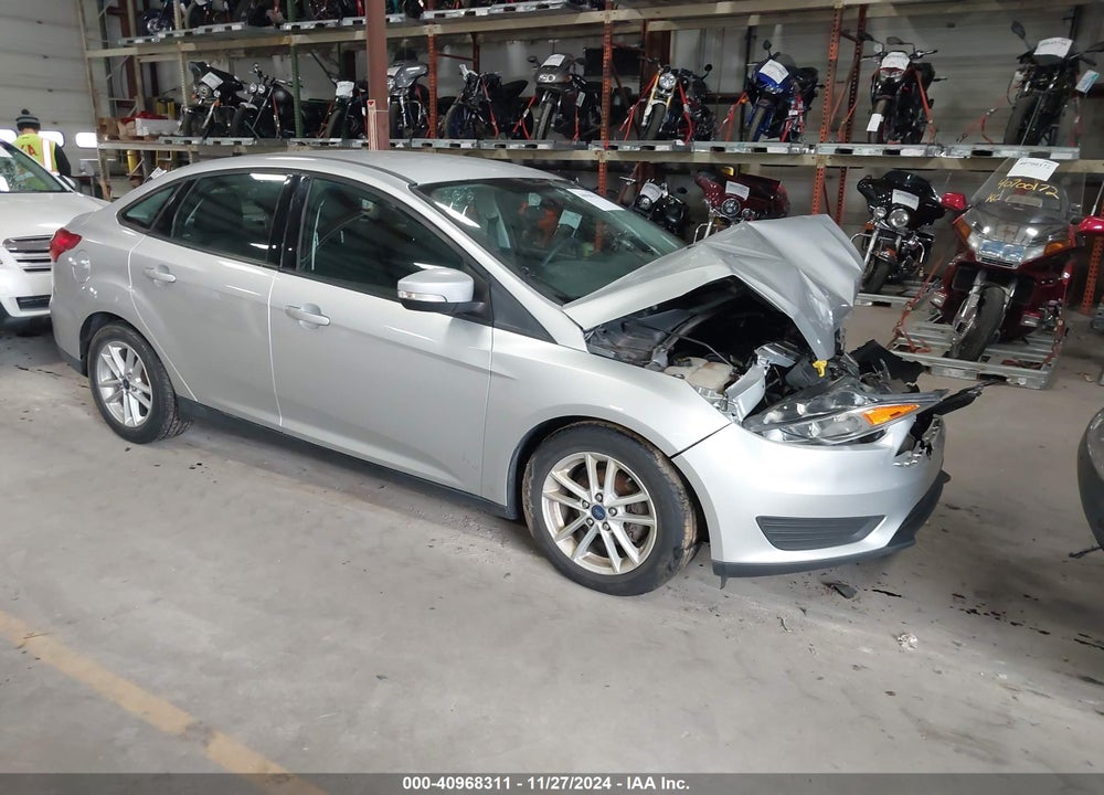 2017 FORD FOCUS SE VIN: 1FADP3F24HL329016