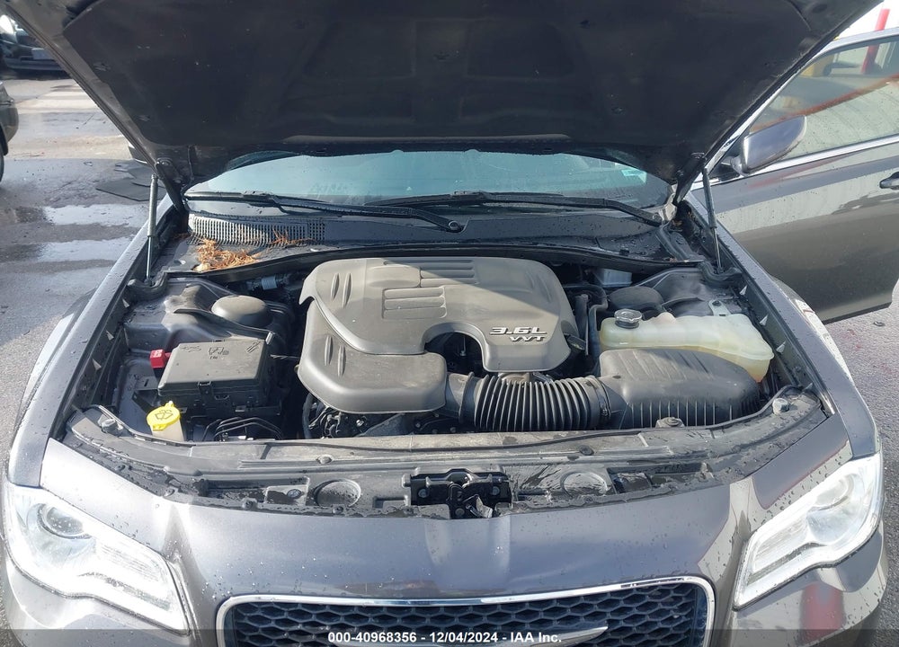 2018 CHRYSLER 300 TOURING VIN: 2C3CCAAG6JH320270