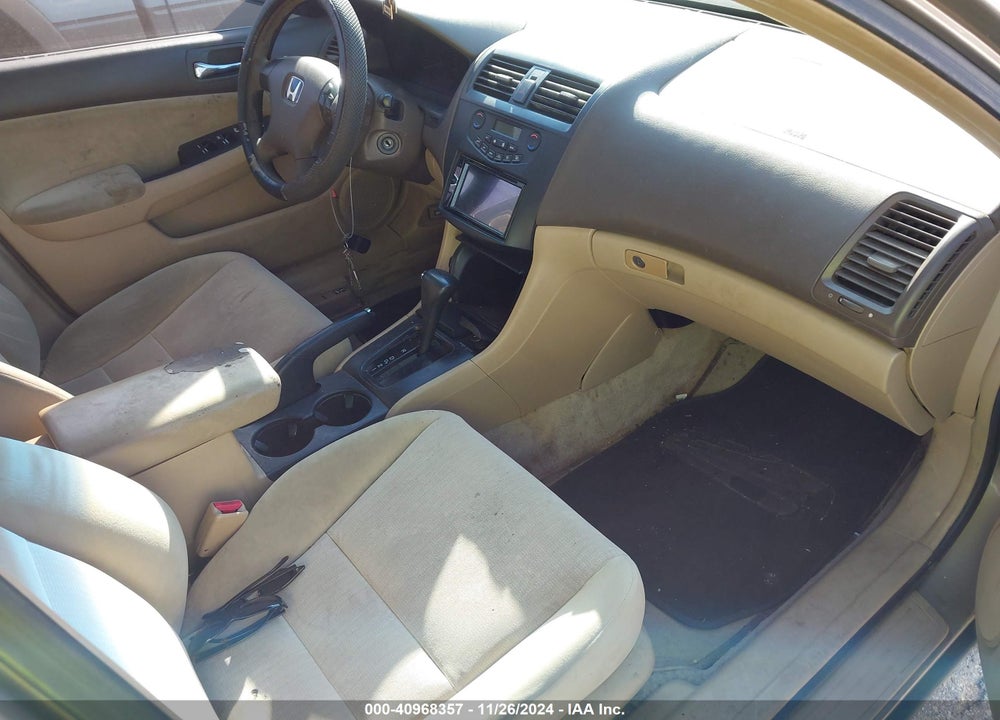 2004 HONDA ACCORD 2.4 LX VIN: 3HGCM56304G706615