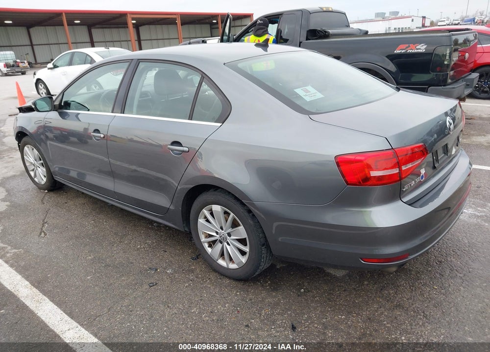 2015 VOLKSWAGEN JETTA 1.8T SE VIN: 3VWD17AJ4FM424119