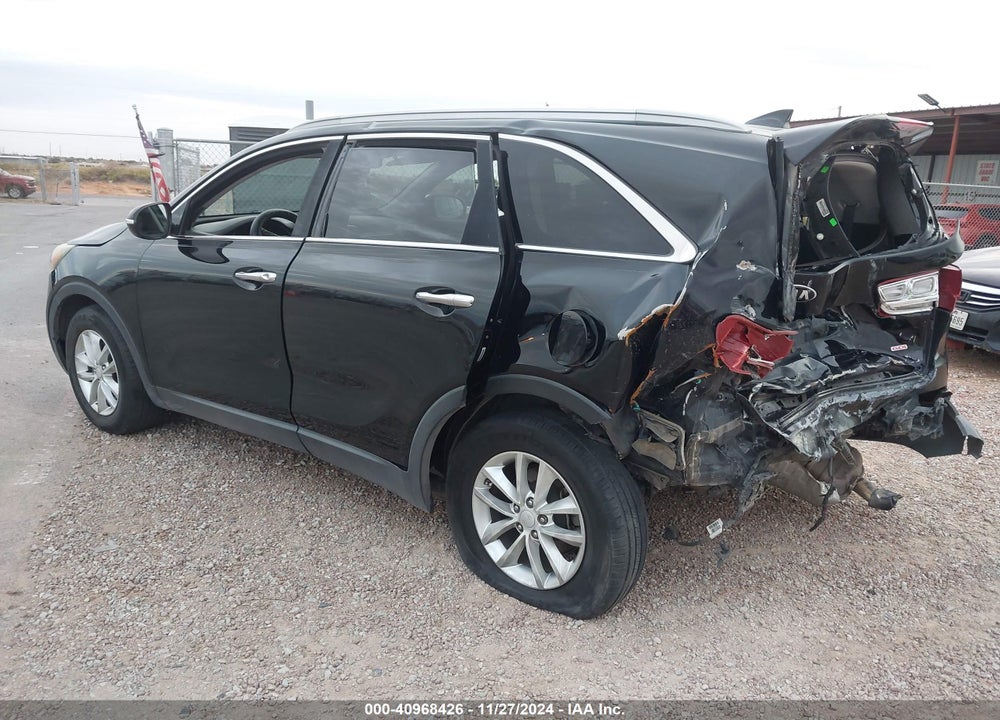 2016 KIA SORENTO 2.4L LX VIN: 5XYPG4A33GG021651