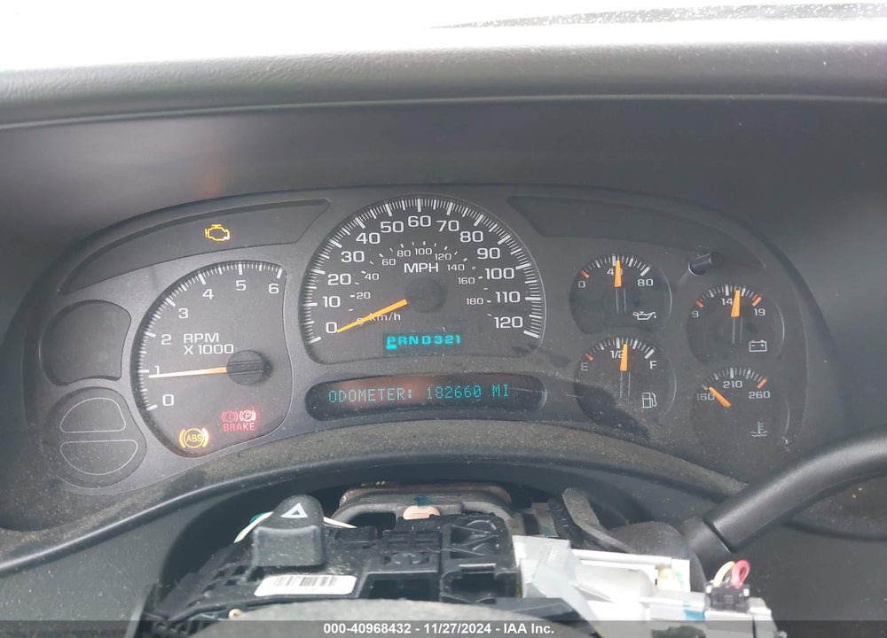 2004 CHEVROLET SILVERADO 1500 LS VIN: 2GCEK19T041204505