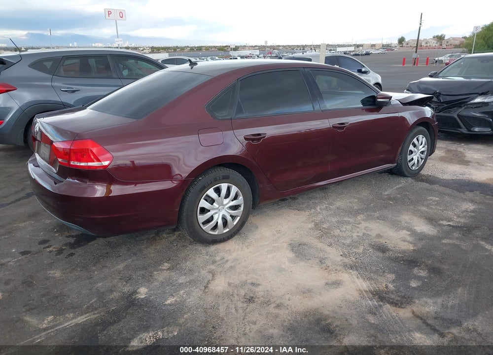 2014 VOLKSWAGEN PASSAT VIN: 1VWAP7A37EC018810