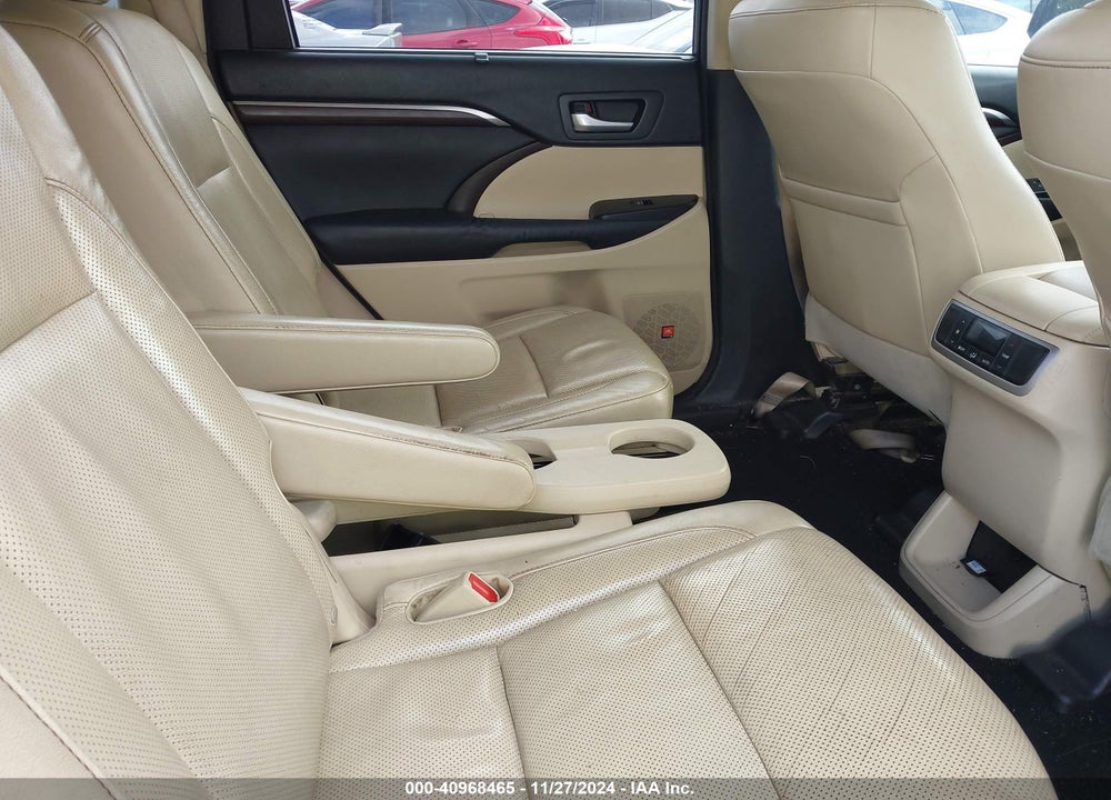 2014 TOYOTA HIGHLANDER LIMITED V6 VIN: 5TDYKRFH5ES026029