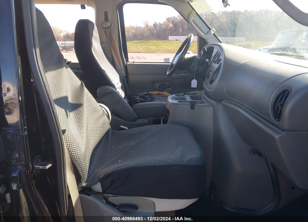 2008 FORD E-150 XL/XLT VIN: 1FMNE11L58DA52259